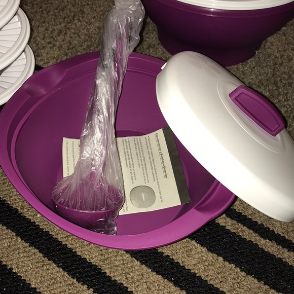 Violet 💗 Tupperware 💞 - Picture 5 of 8